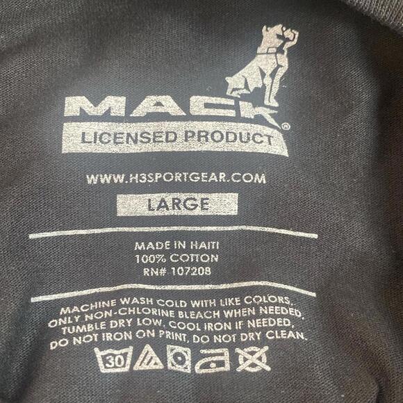 Bulldog logo t-shirt from Mack Trucks - Picture 2 of 2